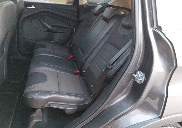 Ford Kuga cena 58900 przebieg: 198000, rok produkcji 2015 z Gryfino małe 379